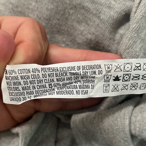 Ready to Paaaaawty sweatshirt - Picture 8 of 10